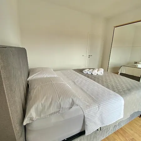 Apartment West