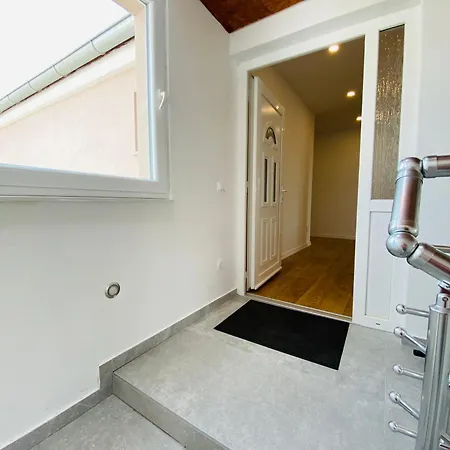 Apartment West